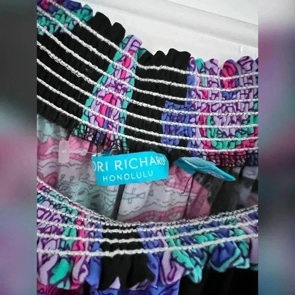 Tori Richard Multicolor Paisley Blouse LIKE NEW Size M - Picture 2 of 3